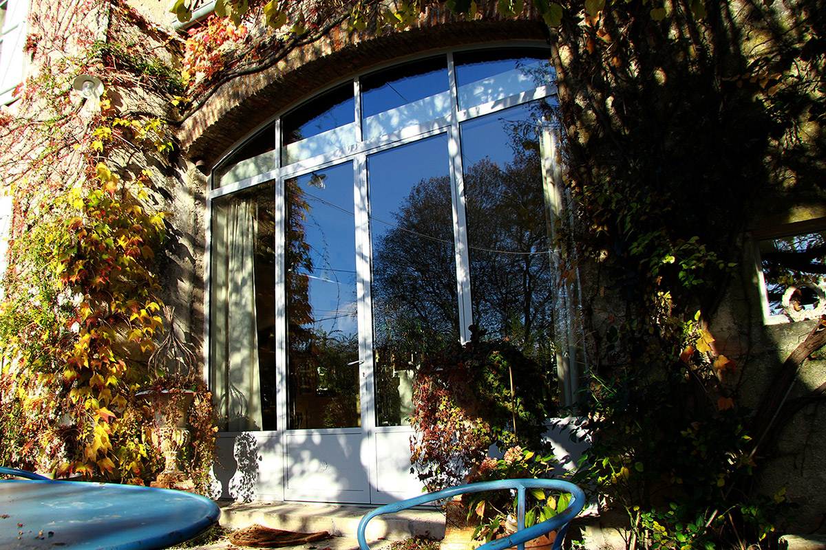 Fenêtres et porte-fenêtres acier Dijon